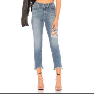 Levis High Rise straight leg jean